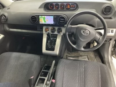 Toyota COROLLA RUMION