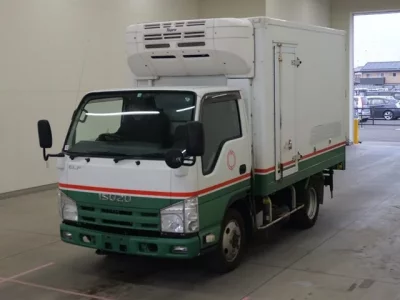 Isuzu ELF  с аукциона в Японии