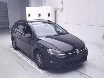 Volkswagen GOLF VARIANT