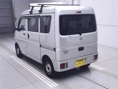 Nissan CLIPPER VAN