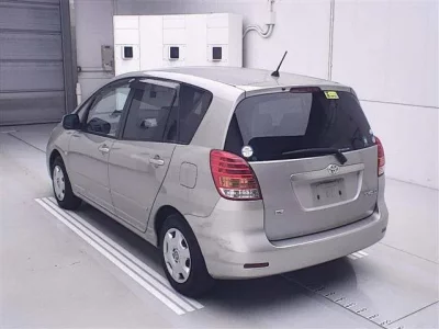 Toyota COROLLA SPACIO