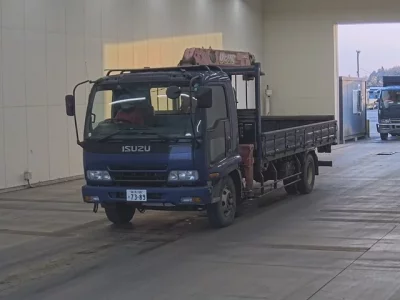 Isuzu FORWARD  с аукциона в Японии