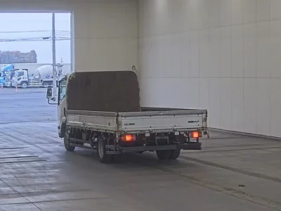 Isuzu ELF  с аукциона в Японии