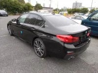 BMW 5-Series лот № 407 оценка 5  с аукциона в Японии 4