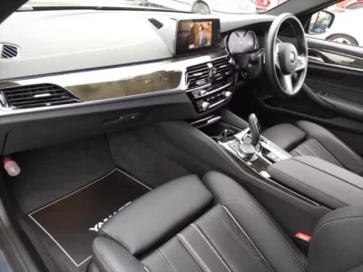 BMW 5-Series  с аукциона в Японии