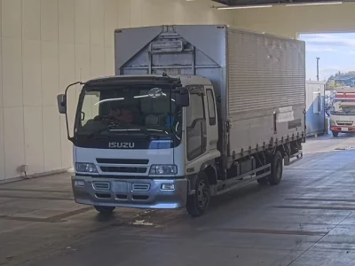 Isuzu FORWARD  с аукциона в Японии