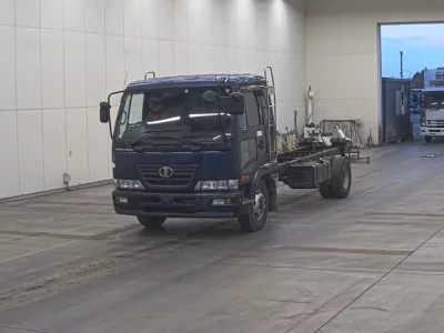 Nissan TRUCK  с аукциона в Японии