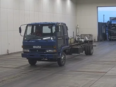 Isuzu FORWARD  с аукциона в Японии