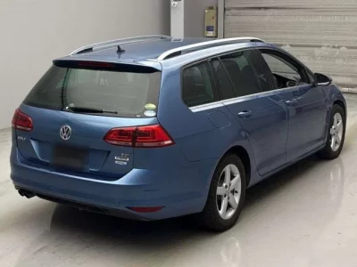Volkswagen GOLF VARIANT