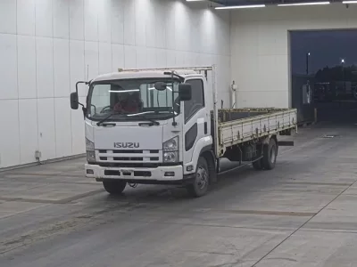 Isuzu FORWARD  с аукциона в Японии