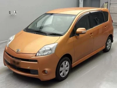 Toyota PASSO SETTE  с аукциона в Японии