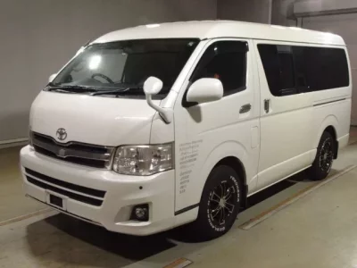 Toyota HIACE VAN  с аукциона в Японии