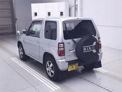 Nissan KIX