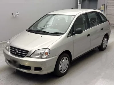 Toyota NADIA  с аукциона в Японии
