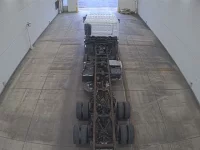 Nissan QUON лот № 4140 оценка 3.5  с аукциона в Японии 2