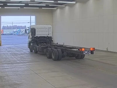 Nissan QUON  с аукциона в Японии