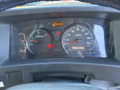 Isuzu FORWARD  с аукциона в Японии