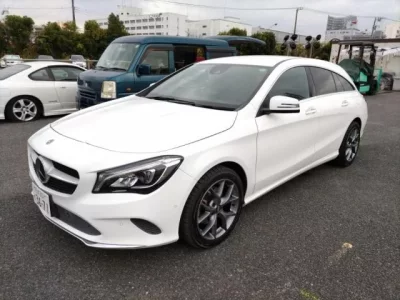 Mercedes-Benz CLA CLASS