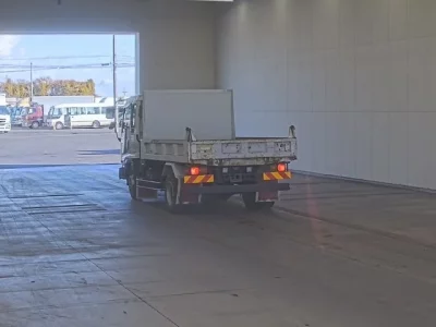Isuzu FORWARD  с аукциона в Японии