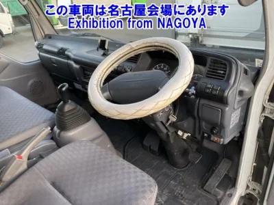 Isuzu ELF  с аукциона в Японии