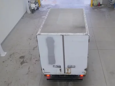 Isuzu ELF  с аукциона в Японии