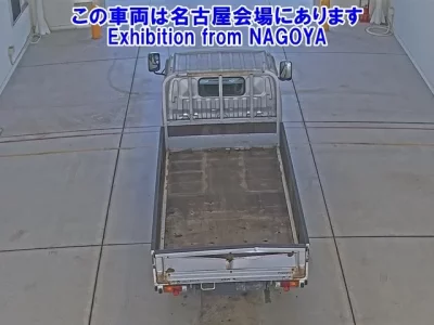 Toyota DYNA  с аукциона в Японии