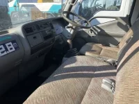 Mitsubishi CANTER лот № 1310 оценка 3  с аукциона в Японии 4