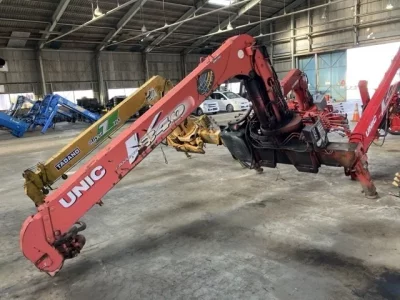 OTHERS UNIC CRANE