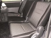 Toyota NOAH лот № 70406 оценка 3.5  с аукциона в Японии 6