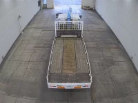 Isuzu FORWARD лот № 4161 оценка R  с аукциона в Японии 2