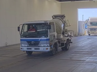 Nissan TRUCK  с аукциона в Японии