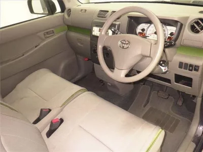 Toyota PIXIS SPACE