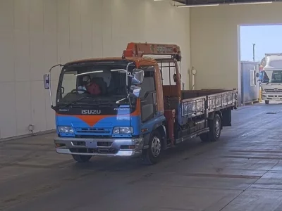 Isuzu FORWARD  с аукциона в Японии