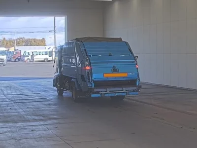 Isuzu FORWARD  с аукциона в Японии