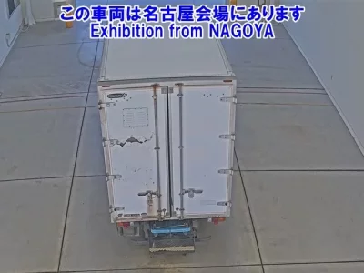 Toyota DYNA  с аукциона в Японии