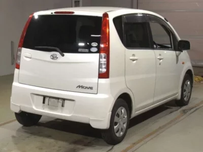Daihatsu MOVE  с аукциона в Японии