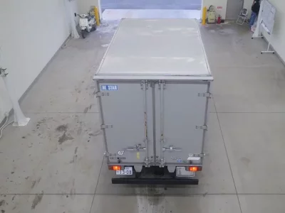 Toyota DYNA  с аукциона в Японии