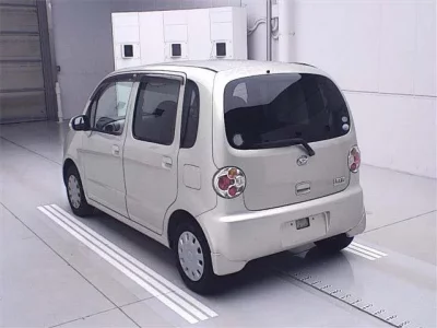 Daihatsu MOVE LATTE