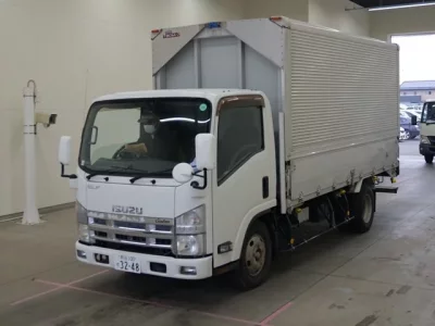 Isuzu ELF  с аукциона в Японии