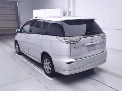 Toyota ESTIMA HYBRID