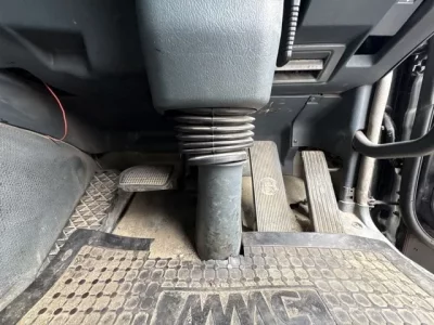 Mitsubishi SUPER GREAT  с аукциона в Японии