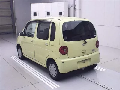 Daihatsu MOVE LATTE