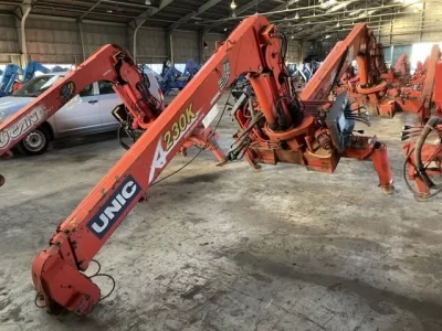 OTHERS UNIC CRANE