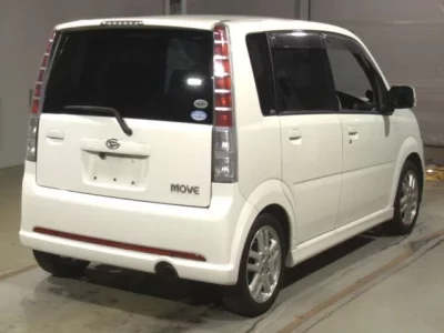 Daihatsu MOVE  с аукциона в Японии