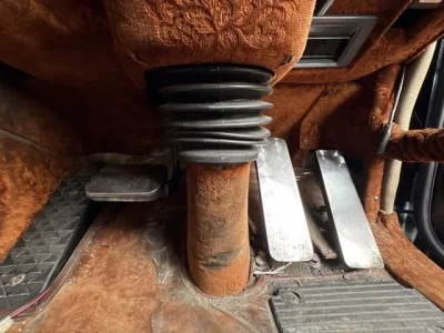 Mitsubishi SUPER GREAT  с аукциона в Японии