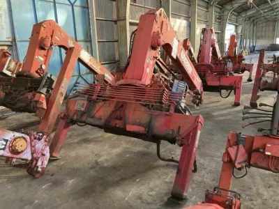 OTHERS UNIC CRANE