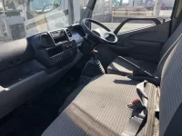 Toyota DYNA лот № 1348 оценка 3.5  с аукциона в Японии 4