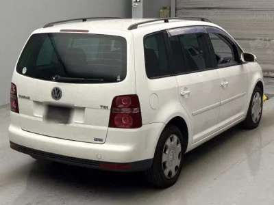 Volkswagen GOLF TOURAN