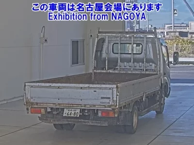 Toyota DYNA  с аукциона в Японии