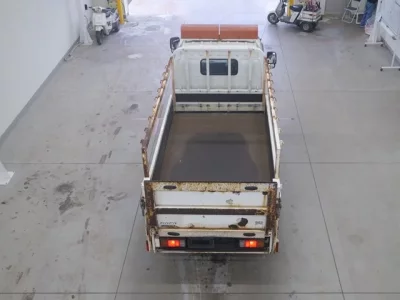 Toyota DYNA  с аукциона в Японии